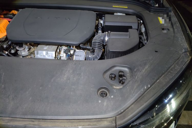 Used Hima AITO M9 2024 Range-Extended Ultra Version 42 kWh 6-Seater Model Engine Bay Left
