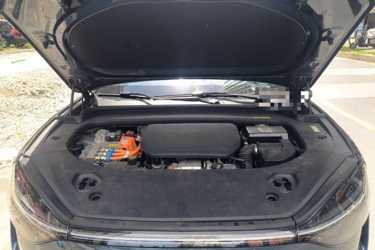 Used Hima AITO M9 2024 Range-Extended Ultra Version 52 kWh 6-Seater Model Engine Bay