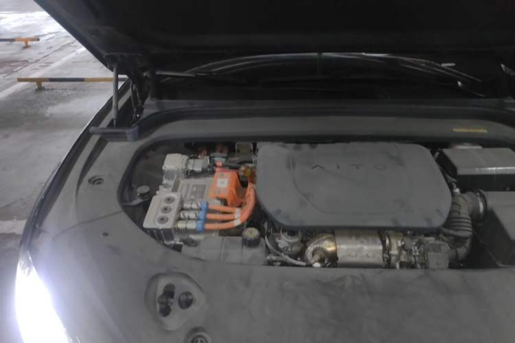 Used Hima AITO M9 2024 Range-Extended Max Edition 42 kWh 6-Seater Version Engine Bay Right