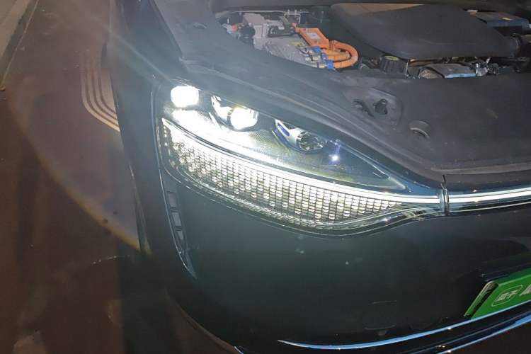 Used Hima AITO M9 2024 Range-Extended Ultra Version 42 kWh 6-Seater Model Engine Bay Right