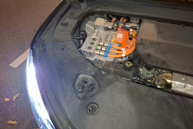 Used Hima AITO M9 2024 Range-Extended Max Edition 42 kWh 6-Seater Version Engine Bay Right