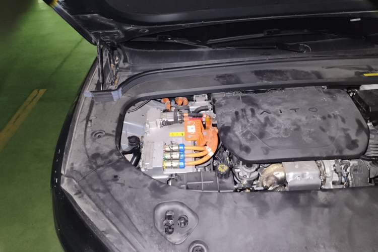 Used Hima AITO M9 2024 Range-Extended Ultra Version 42 kWh 6-Seater Model Engine Bay Right