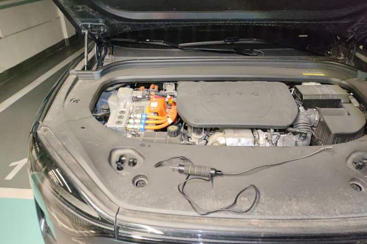 Used Hima AITO M9 2024 Range-Extended Max Edition 42 kWh 6-Seater Version Engine Bay Right