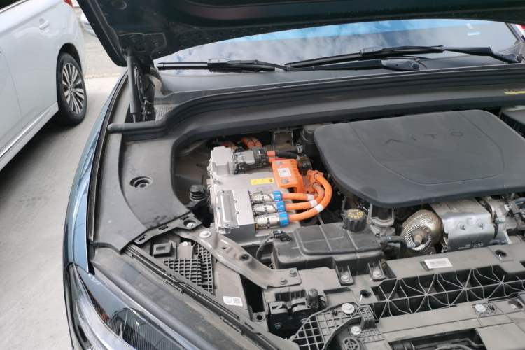 Used Hima AITO M9 2024 Range-Extended Ultra Version 42 kWh 6-Seater Model Engine Bay Right
