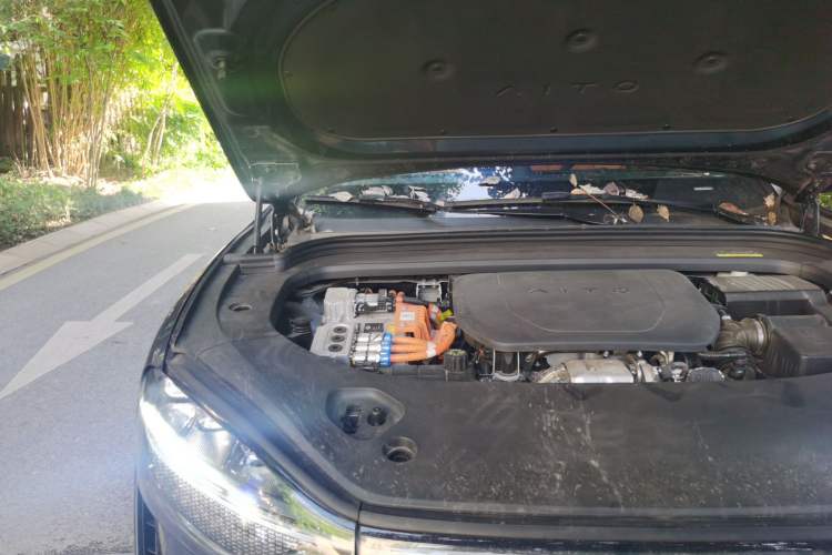 Used Hima AITO M9 2024 Range-Extended Max Edition 42 kWh 6-Seater Version Engine Bay Right