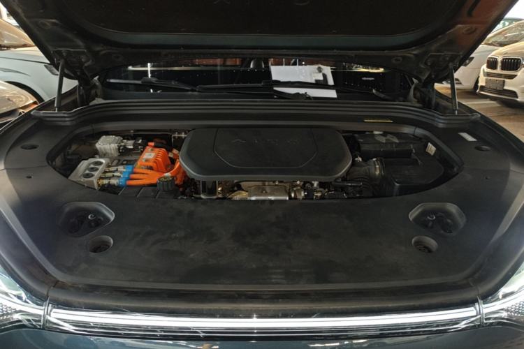 Used Hima AITO M9 2024 Range-Extended Ultra Version 42 kWh 6-Seater Model Engine Bay