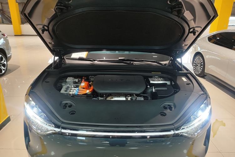 Used Hima AITO M9 2024 Range-Extended Ultra Version 42 kWh 6-Seater Model Engine Bay