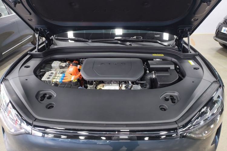 Used Hima AITO M9 2024 Range-Extended Ultra Version 52 kWh 5-Seater Model Engine Bay