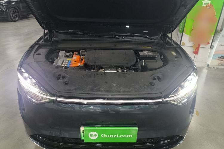 Used Hima AITO M9 2024 Range-Extended Ultra Version 42 kWh 6-Seater Model Engine Bay