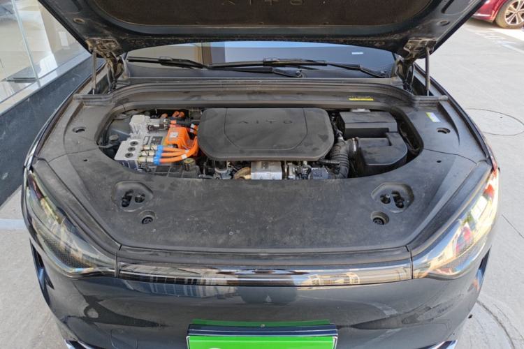 Used Hima AITO M9 2024 Range-Extended Ultra Version 42 kWh 6-Seater Model Engine Bay