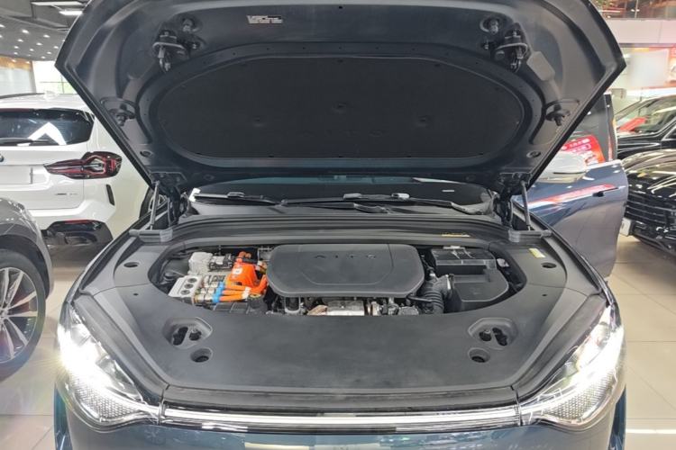 Used Hima AITO M9 2024 Range-Extended Ultra Version 42 kWh 6-Seater Model Engine Bay