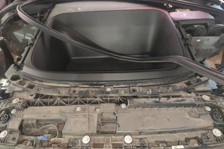 Used Hima AITO M9 2024 All-Electric Ultra Version 100 kWh 6-Seater Model Engine Bay