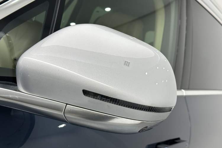 Used Hima AITO M9 2024 Range-Extended Ultra Version 52 kWh 6-Seater Model Exterior 10