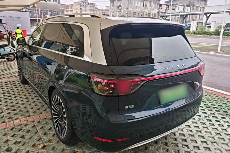 Used Hima AITO M9 2024 Range-Extended Ultra Version 52 kWh 5-Seater Model Exterior 2