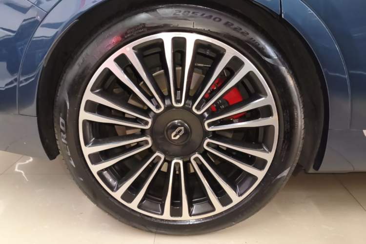 Used Hima AITO M9 2024 Range-Extended Ultra Version 42 kWh 6-Seater Model Exterior 3