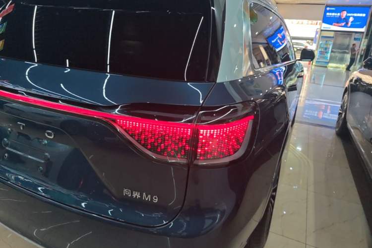 Used Hima AITO M9 2024 Range-Extended Max Edition 52 kWh 6-Seater Version Exterior 3