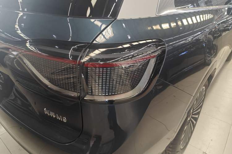 Used Hima AITO M9 2024 Range-Extended Ultra Version 52 kWh 5-Seater Model Exterior 3