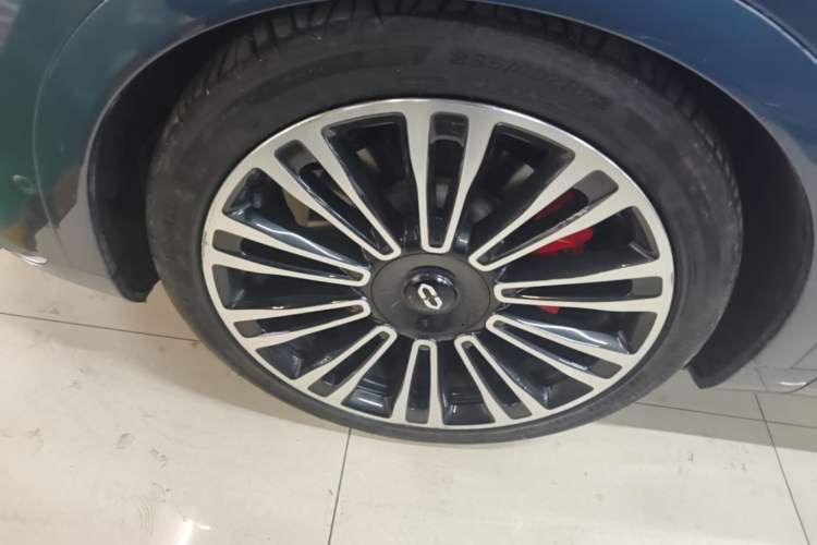 Used Hima AITO M9 2024 Range-Extended Ultra Version 42 kWh 6-Seater Model Exterior 4