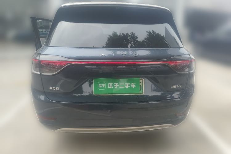Used Hima AITO M9 2024 Range-Extended Ultra Version 42 kWh 6-Seater Model Exterior 4