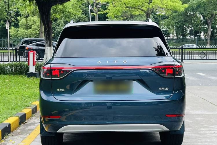 Used Hima AITO M9 2024 Range-Extended Ultra Version 42 kWh 6-Seater Model Exterior 4