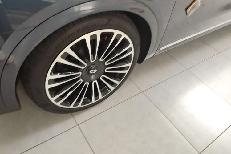 Used Hima AITO M9 2024 All-Electric Ultra Version 100 kWh 6-Seater Model Exterior 4