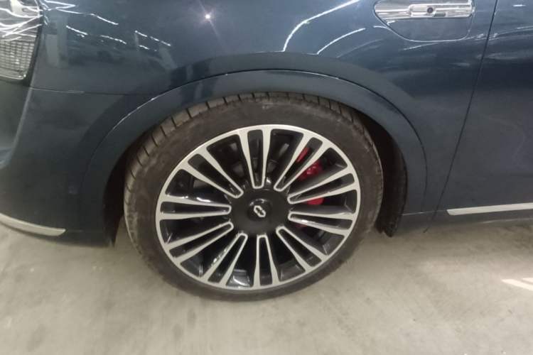 Used Hima AITO M9 2024 All-Electric Ultra Version 100 kWh 6-Seater Model Exterior 4