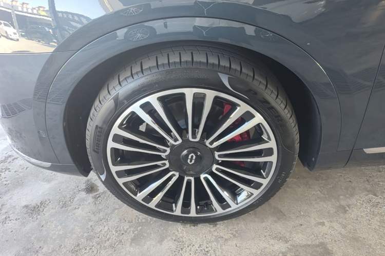 Used Hima AITO M9 2024 Range-Extended Ultra Version 42 kWh 6-Seater Model Exterior 4