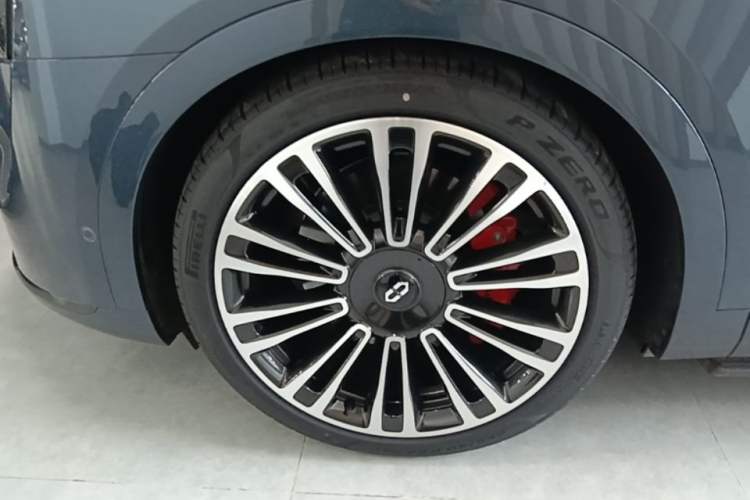 Used Hima AITO M9 2024 All-Electric Ultra Version 100 kWh 6-Seater Model Exterior 4