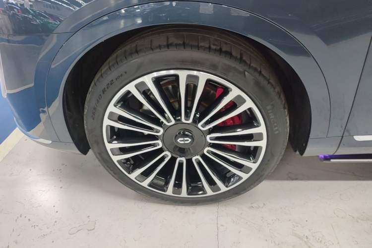 Used Hima AITO M9 2024 Range-Extended Ultra Version 52 kWh 6-Seater Model Exterior 4