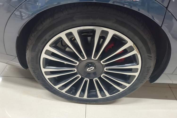 Used Hima AITO M9 2024 Range-Extended Ultra Version 42 kWh 6-Seater Model Exterior 5