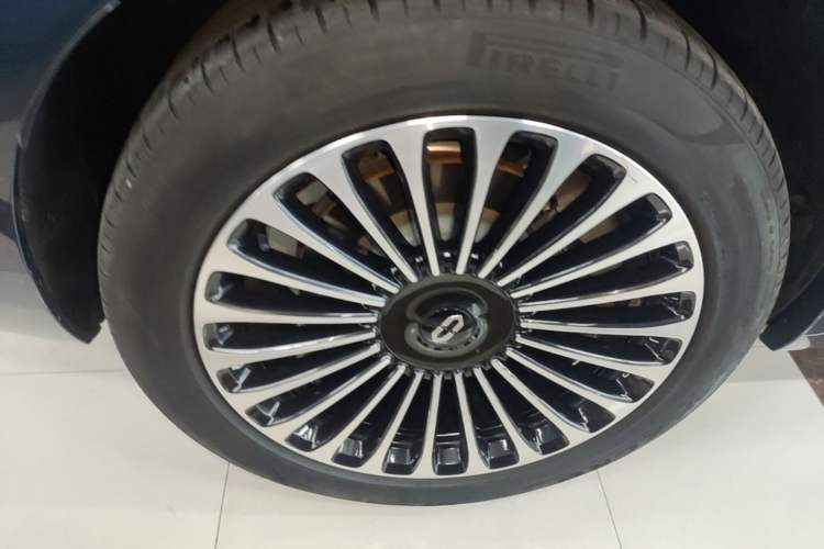 Used Hima AITO M9 2024 Range-Extended Max Edition 42 kWh 6-Seater Version Exterior 5