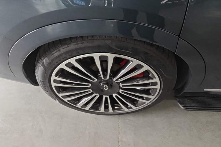 Used Hima AITO M9 2024 Range-Extended Ultra Version 52 kWh 6-Seater Model Exterior 5