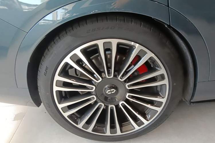 Used Hima AITO M9 2024 All-Electric Ultra Version 100 kWh 6-Seater Model Exterior 5