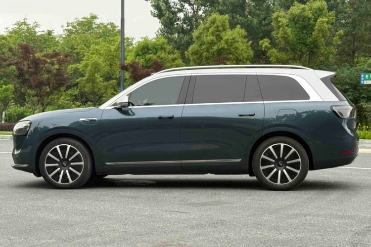 Used Hima AITO M9 2024 Range-Extended Max Edition 42 kWh 6-Seater Version Exterior 5