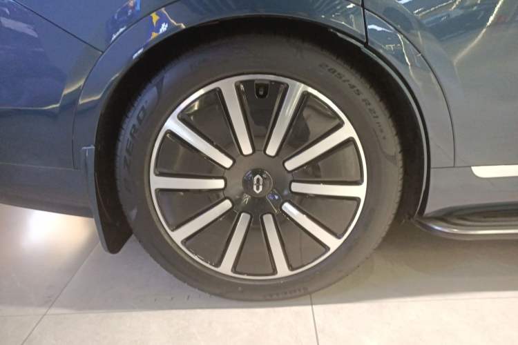 Used Hima AITO M9 2024 Range-Extended Ultra Version 42 kWh 6-Seater Model Exterior 5