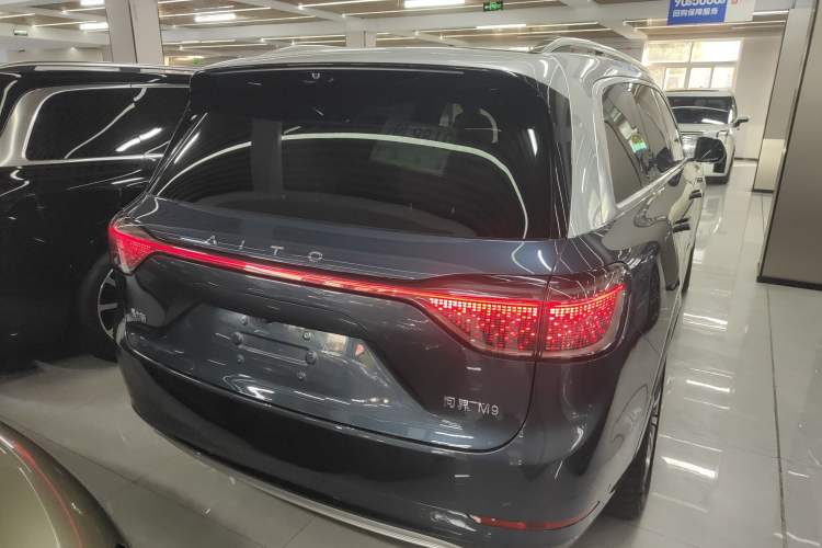 Used Hima AITO M9 2024 Range-Extended Ultra Version 42 kWh 6-Seater Model Exterior 5