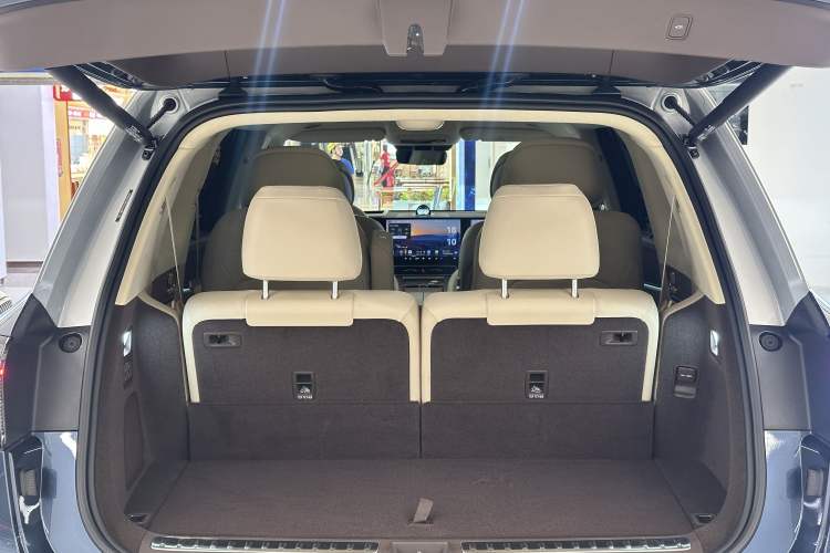 Used Hima AITO M9 2024 Range-Extended Ultra Version 42 kWh 6-Seater Model Exterior 6