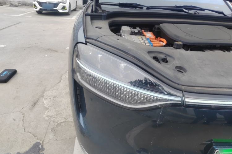 Used Hima AITO M9 2024 Range-Extended Ultra Version 42 kWh 6-Seater Model Exterior 6
