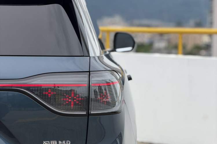 Used Hima AITO M9 2024 Range-Extended Ultra Version 42 kWh 6-Seater Model Exterior 9