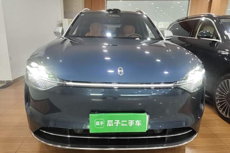 Used Hima AITO M9 2024 Range-Extended Ultra Version 42 kWh 6-Seater Model Front