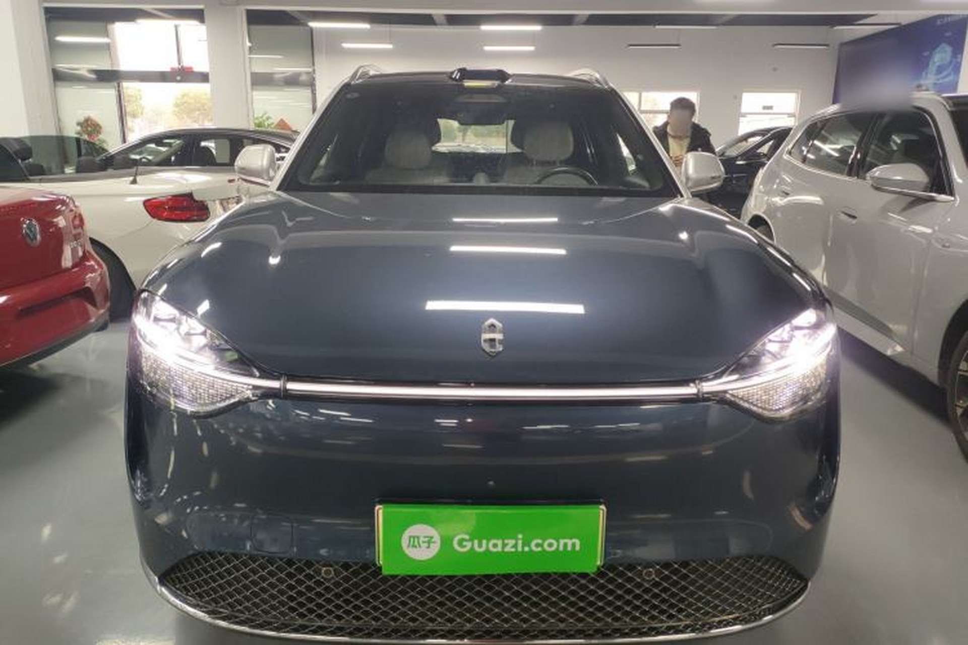 Used Hima AITO M9 2024 All-Electric Ultra Version 100 kWh 6-Seater Model Front