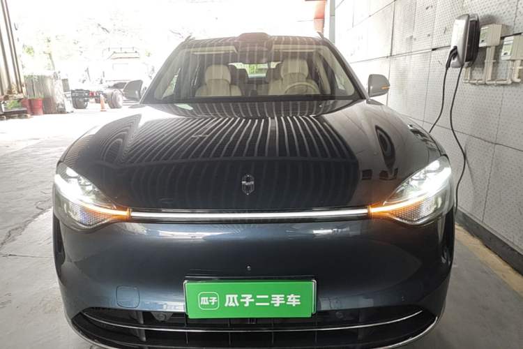 Used Hima AITO M9 2024 Range-Extended Ultra Version 42 kWh 6-Seater Model Front