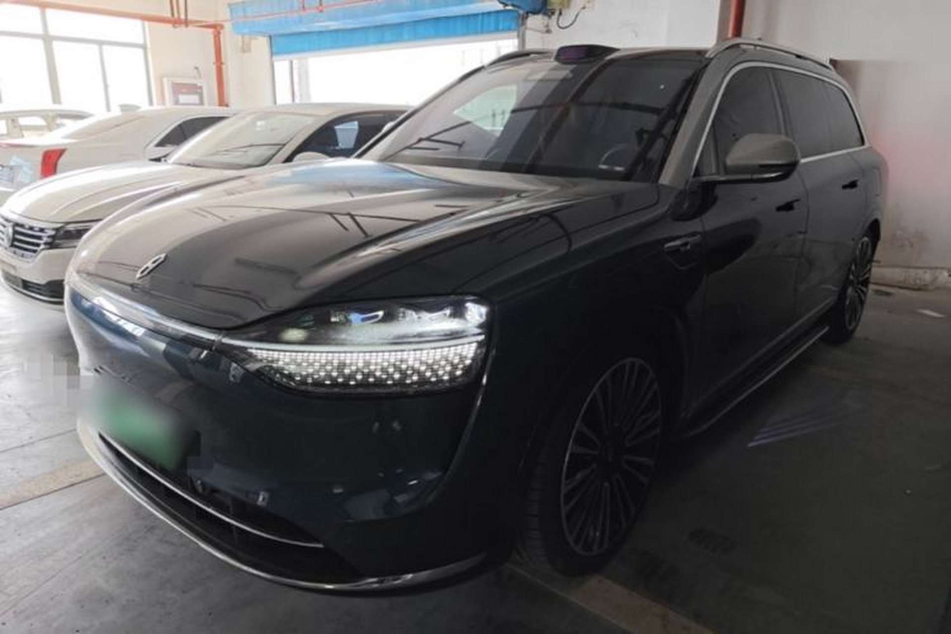Used Hima AITO M9 2024 Range-Extended Ultra Version 42 kWh 6-Seater Model Front Left 45 Deg
