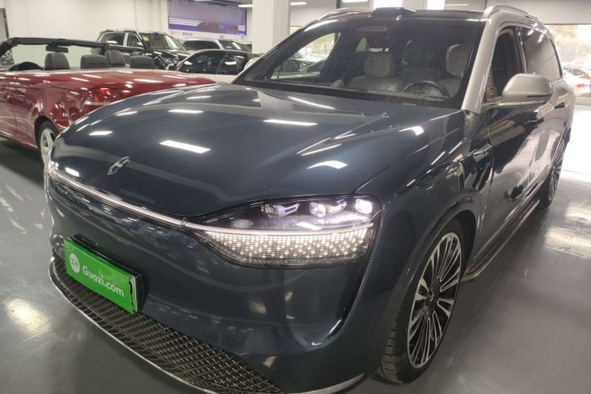 Used Hima AITO M9 2024 All-Electric Ultra Version 100 kWh 6-Seater Model Front Left 45 Deg