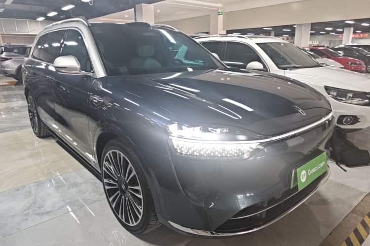 Used Hima AITO M9 2024 Range-Extended Ultra Version 42 kWh 6-Seater Model Front Right 45 Deg