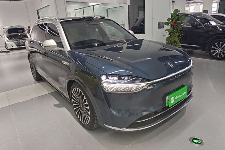 Used Hima AITO M9 2024 Range-Extended Ultra Version 42 kWh 6-Seater Model Front Right 45 Deg