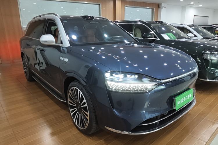 Used Hima AITO M9 2024 Range-Extended Ultra Version 42 kWh 6-Seater Model Front Right 45 Deg