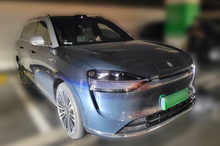 Used Hima AITO M9 2024 Range-Extended Ultra Version 42 kWh 6-Seater Model Front Right 45 Deg
