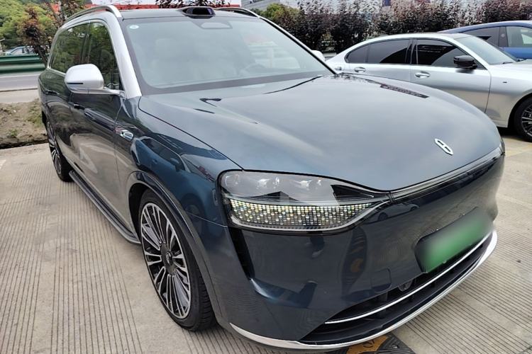 Used Hima AITO M9 2024 Range-Extended Ultra Version 42 kWh 6-Seater Model Front Right 45 Deg