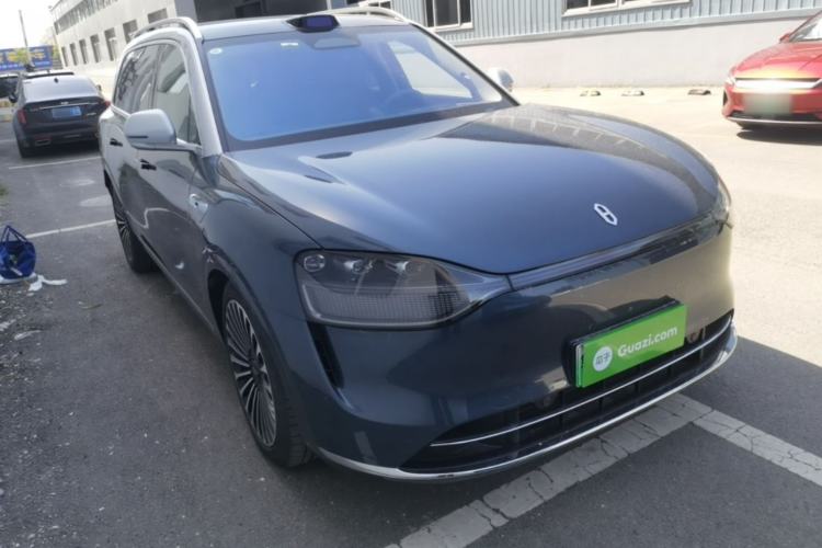 Used Hima AITO M9 2024 Range-Extended Ultra Version 52 kWh 5-Seater Model Front Right 45 Deg